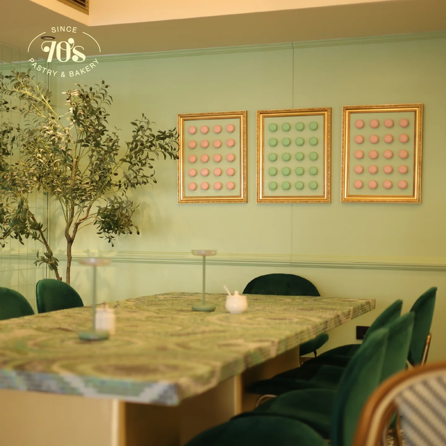 70s Pastry and Bakery