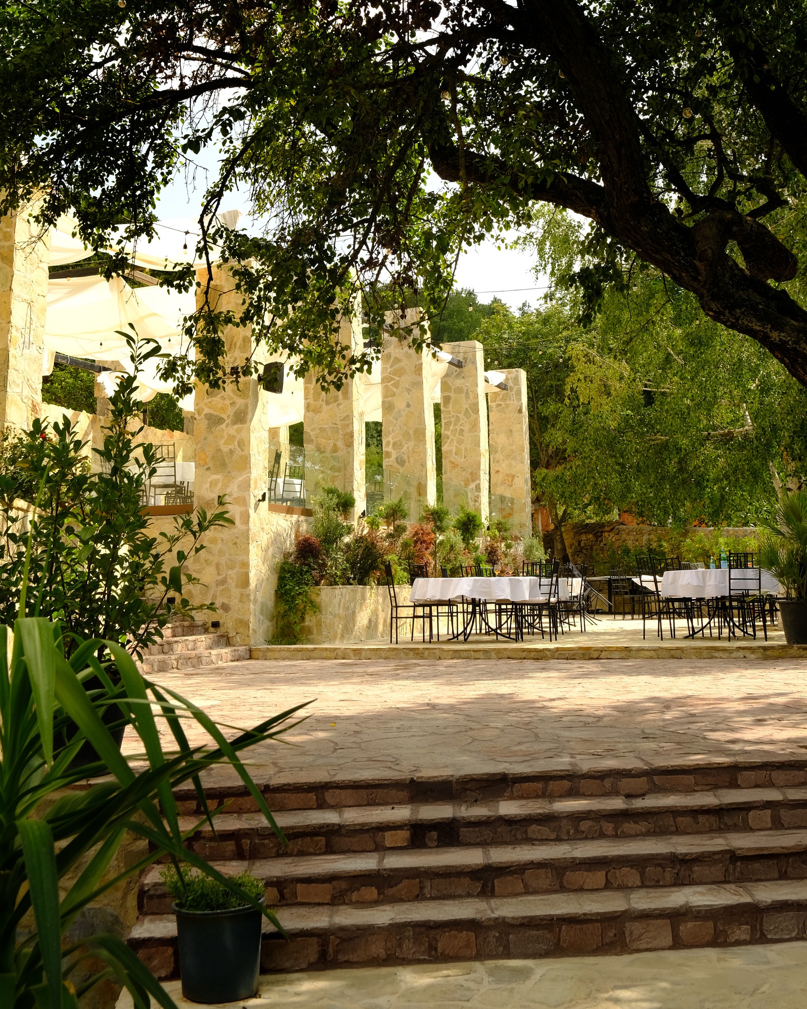 Restaurant GAIA Pristina Kosovo, Mediterranean, Family Friendly